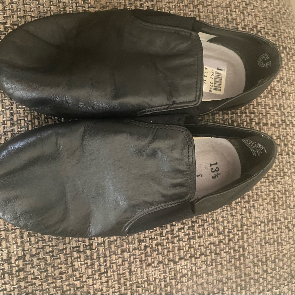 Black jazz shoes size 13.5